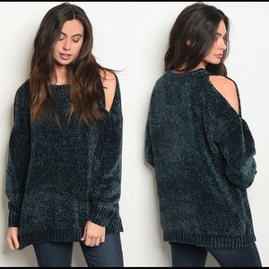 🆕 🎉HP🎉 Teal Chenille Cold Shoulder Sweater